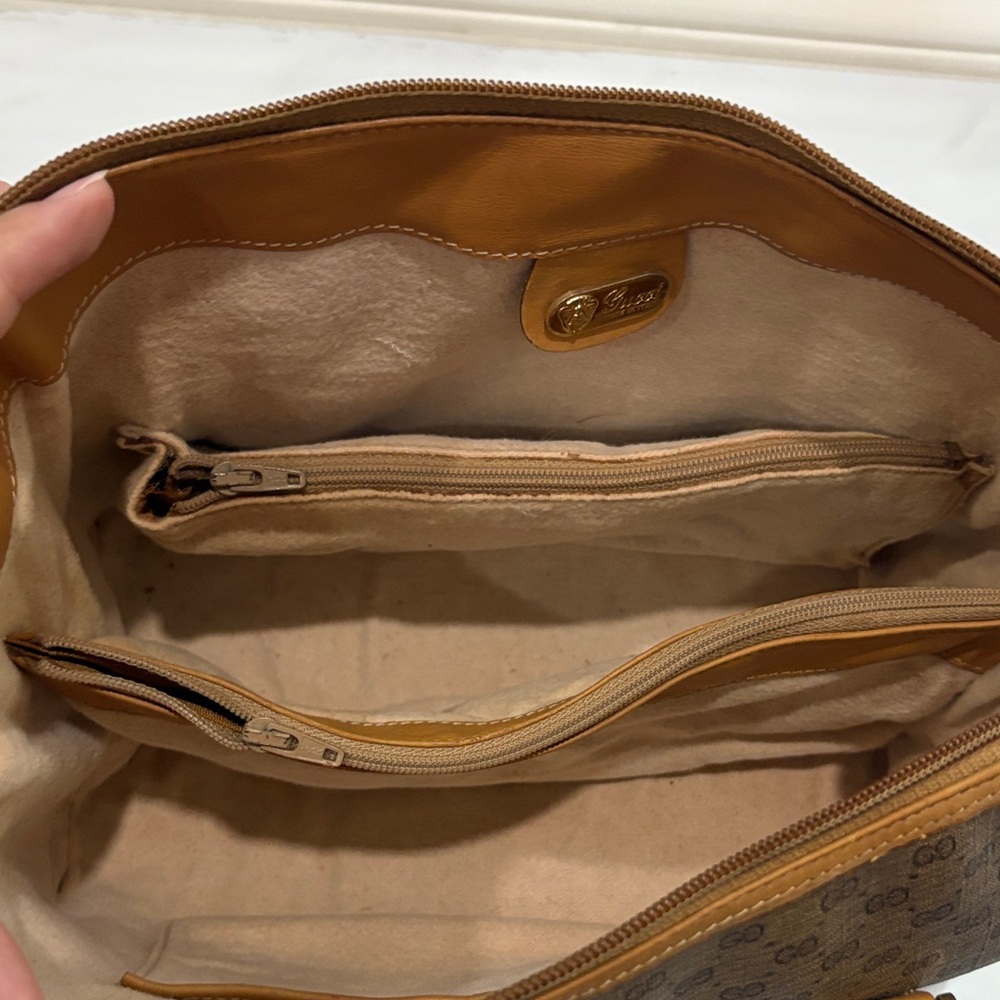 Gucci Micro GG Monogram Boston Bag - Picture 11 of 16